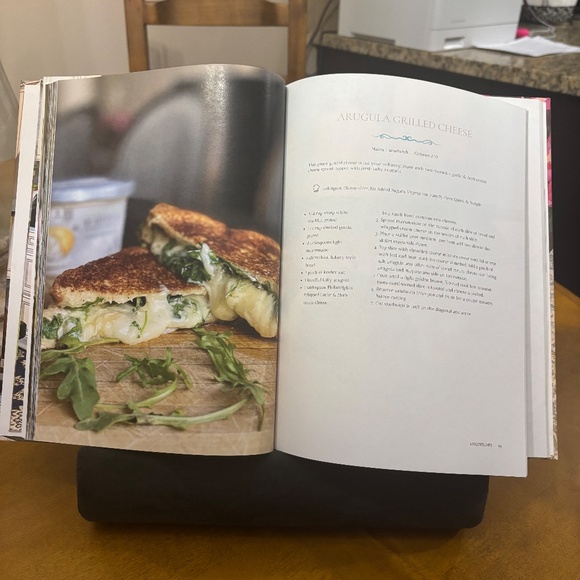 Pillow Pad - Picture 5 of 9